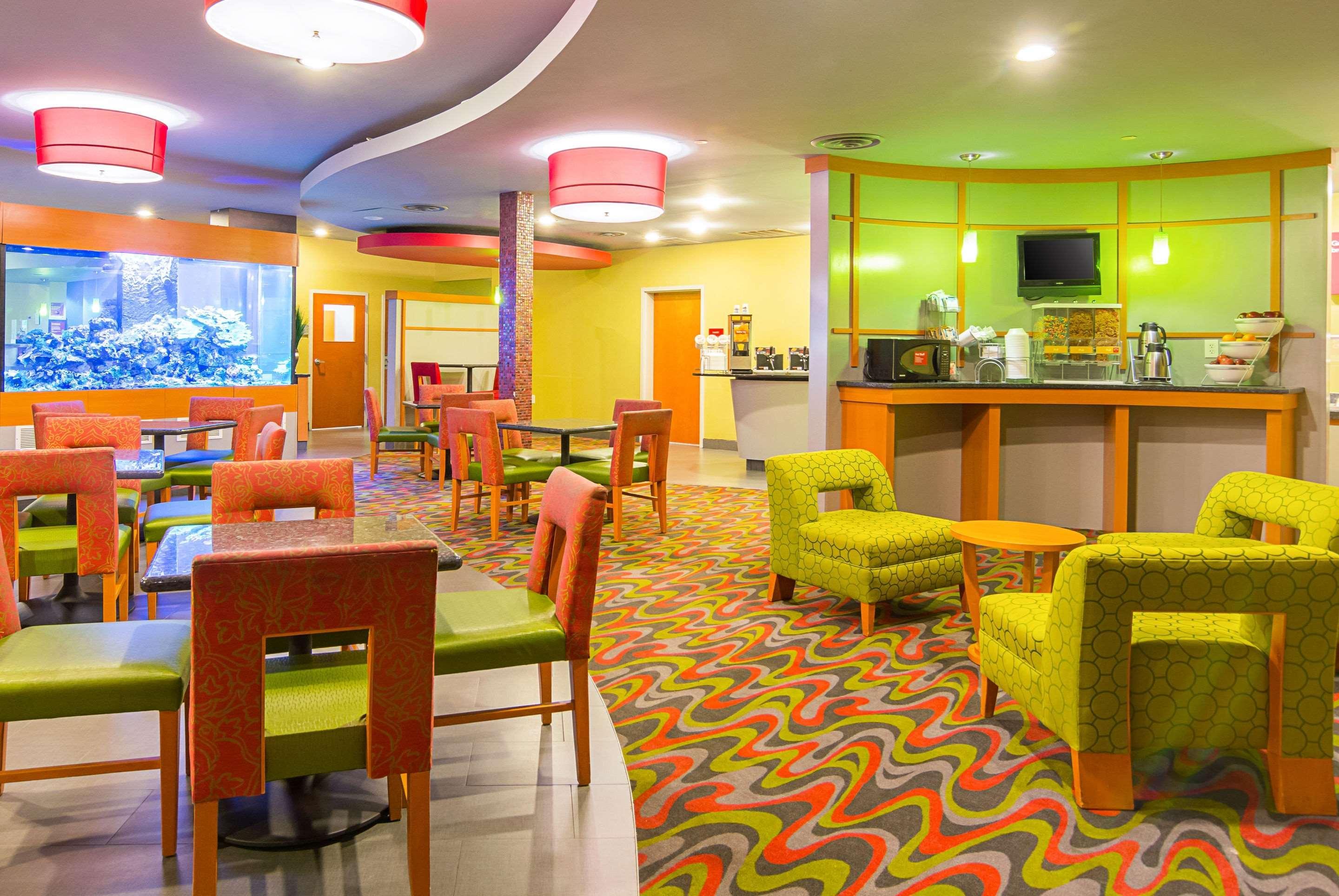 Comfort Suites At Virginia Center Commons Glen Allen Eksteriør bilde