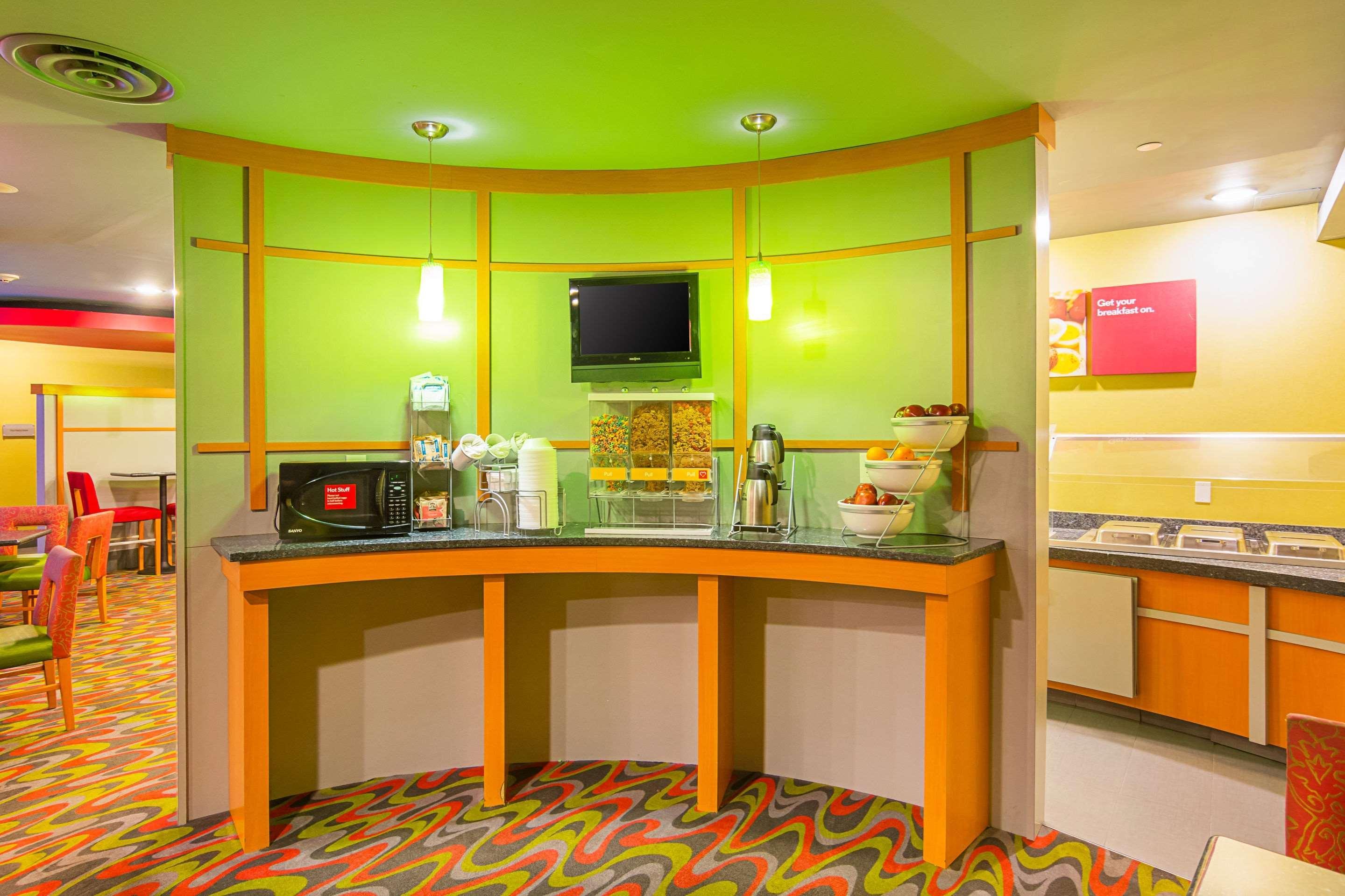 Comfort Suites At Virginia Center Commons Glen Allen Eksteriør bilde