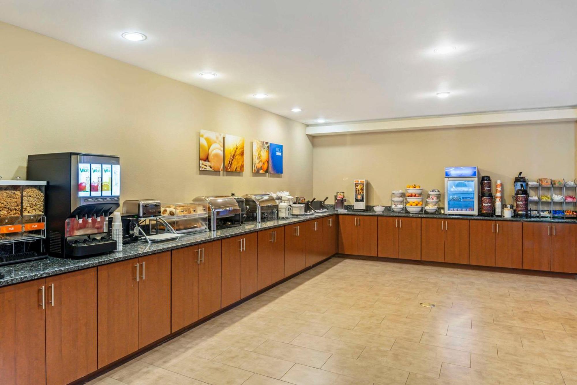 Comfort Suites At Virginia Center Commons Glen Allen Eksteriør bilde