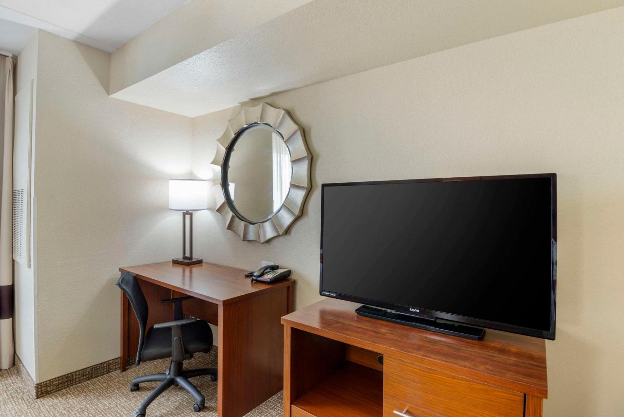 Comfort Suites At Virginia Center Commons Glen Allen Eksteriør bilde