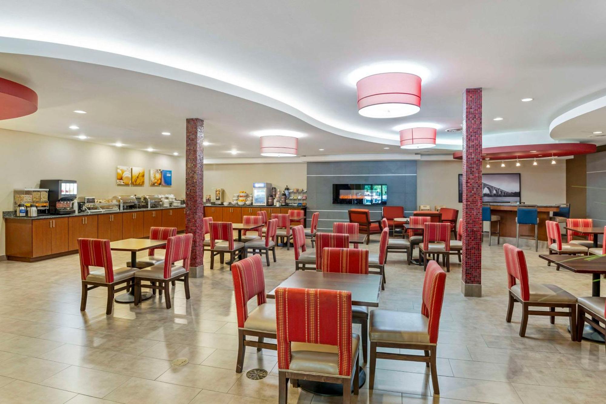 Comfort Suites At Virginia Center Commons Glen Allen Eksteriør bilde